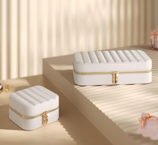 Travel Jewelry Box With Mirror And Stitched Detailing